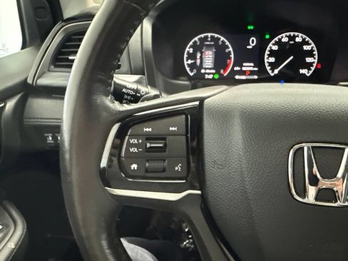 Used 2025 Honda Odyssey Elite image 31