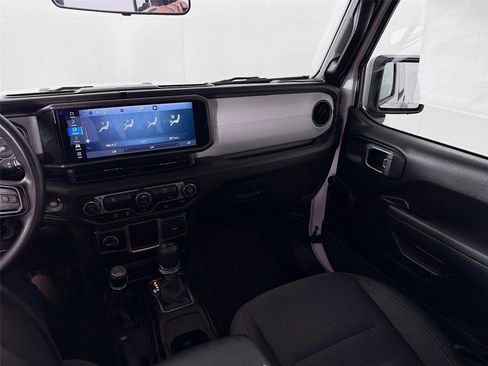 Used 2024 Jeep Wrangler Sport AWD/4WD image 22