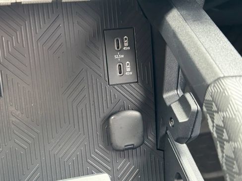 Certified 2025 Toyota 4Runner Platinum AWD/4WD image 36