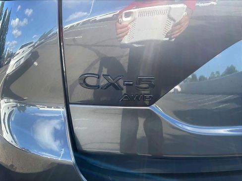 Used 2022 MAZDA CX-5 AWD 2.5 S w/ Premium Package image 10