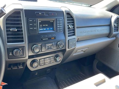 Used 2019 Ford F250 XL w/ STX Appearance Package AWD/4WD image 12