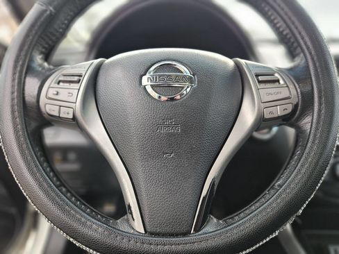 Used 2014 Nissan Altima 2.5 SL w/ Technology Package image 22