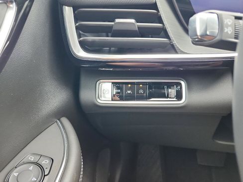 New 2026 Buick Envision Preferred AWD/4WD image 17