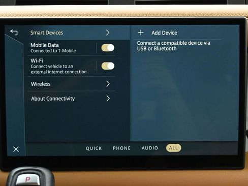 Used 2024 Land Rover Defender 130 S image 37