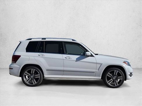 Used 2015 Mercedes-Benz GLK 350 2WD image 4