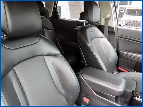 Used 2023 Kia Sportage EX AWD/4WD image 9