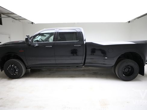 New 2026 RAM 3500 Laramie AWD/4WD image 2