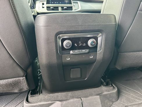 Used 2024 Chevrolet Tahoe Z71 AWD/4WD image 23