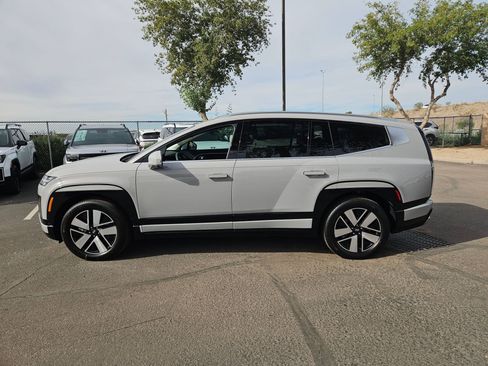 New 2026 Hyundai Ioniq 9 SEL image 5