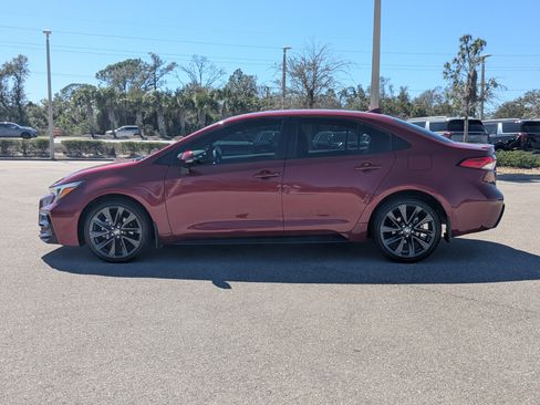 Used 2024 Toyota Corolla SE image 8