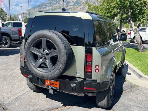 Used 2023 Land Rover Defender 90 X-Dynamic SE AWD/4WD image 8