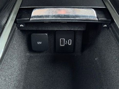 Used 2022 Lincoln Corsair AWD w/ Premium Package image 35