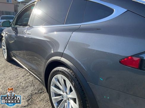 Used 2017 Tesla Model X 100D image 93