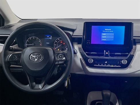 Used 2024 Toyota Corolla LE image 18