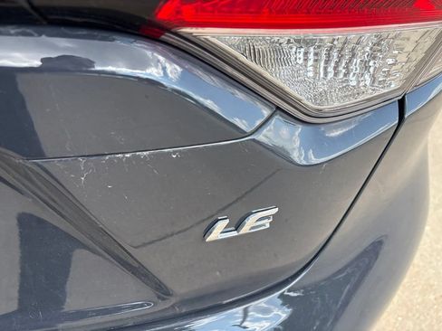 Used 2025 Toyota Corolla LE FWD image 25