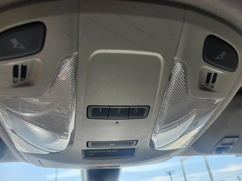Used 2015 Buick LaCrosse Leather FWD image 27