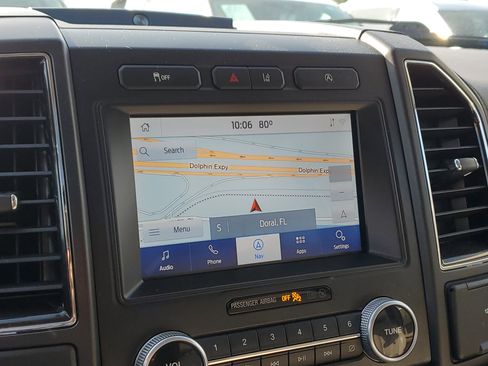 Used 2021 Ford Expedition Limited image 19