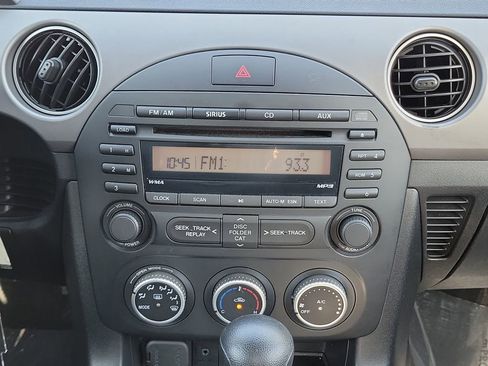 Used 2009 MAZDA MX-5 Miata Sport image 32