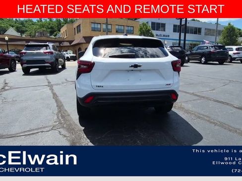Used 2024 Chevrolet Trax RS w/ Driver Confidence Package FWD image 8