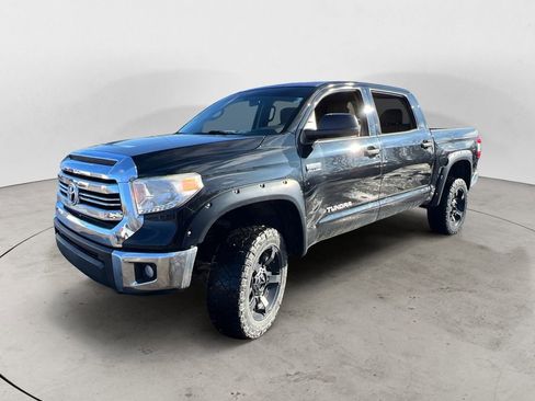 Used 2017 Toyota Tundra SR5 image 6
