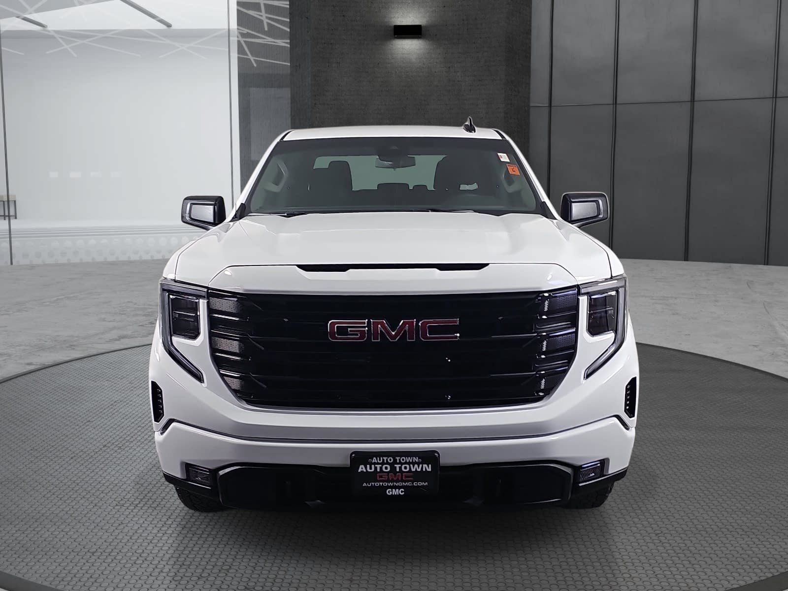 Used 2026 GMC Sierra 1500 Elevation AWD/4WD image 2