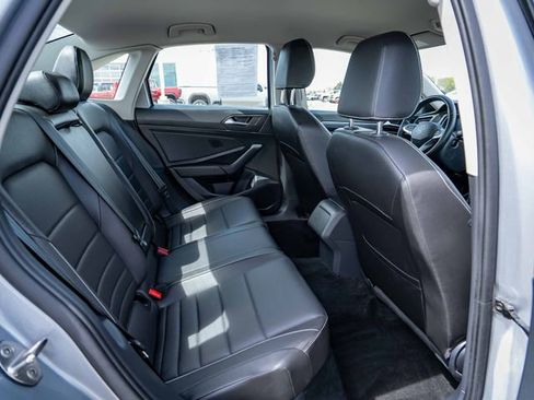 Used 2024 Volkswagen Jetta SE FWD image 23