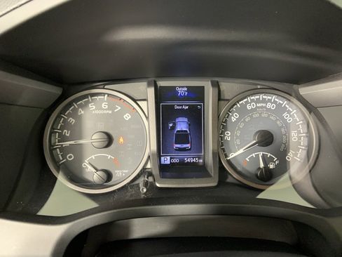 Used 2019 Toyota Tacoma TRD Pro image 12