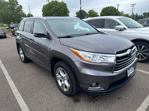 Used 2016 Toyota Highlander Limited AWD/4WD image 8