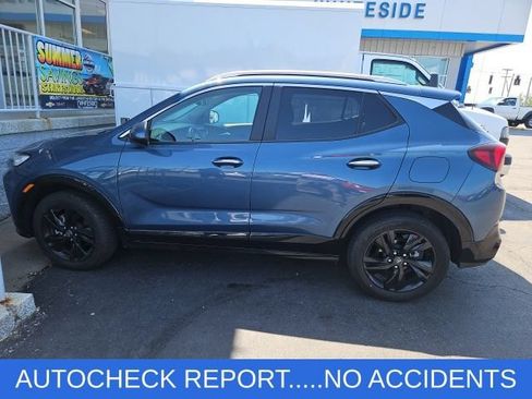 Used 2024 Buick Encore GX Sport Touring AWD/4WD image 3