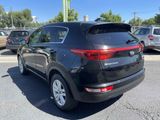Used 2017 Kia Sportage LX image 5