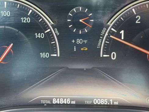 Used 2018 BMW 740i RWD image 24