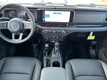 New 2026 Jeep Wrangler Unlimited Sahara w/ Safety Group