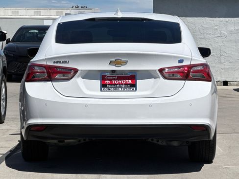 Used 2019 Chevrolet Malibu Hybrid w/ Leather Package FWD image 10