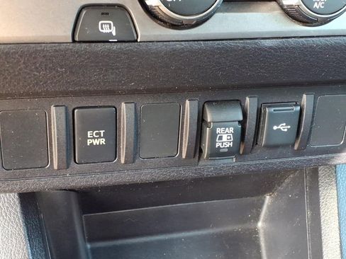 Used 2020 Toyota Tacoma SR5 image 23