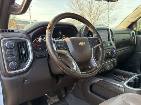 Used 2020 Chevrolet Silverado 2500 LTZ w/ LTZ Premium Package image 12