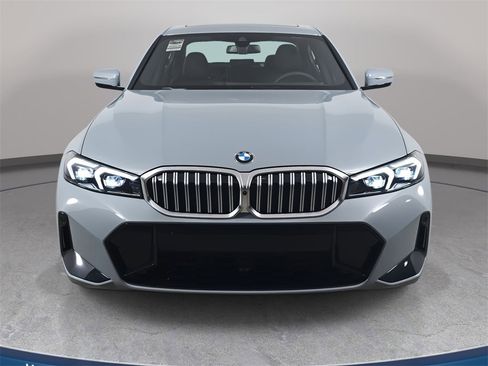 New 2026 BMW 330i xDrive Sedan w/ M Sport Package image 2