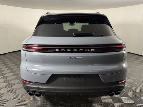 New 2026 Porsche Cayenne image 7