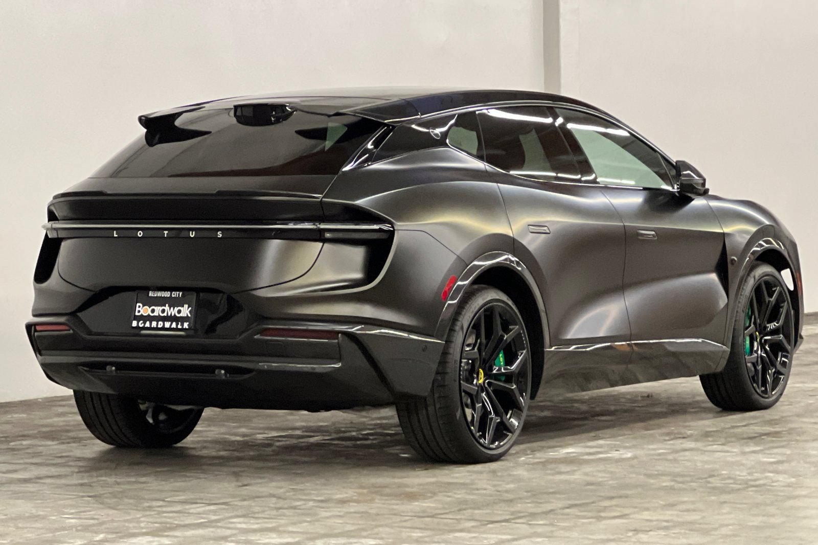 New 2025 Lotus Eletre AWD/4WD image 4