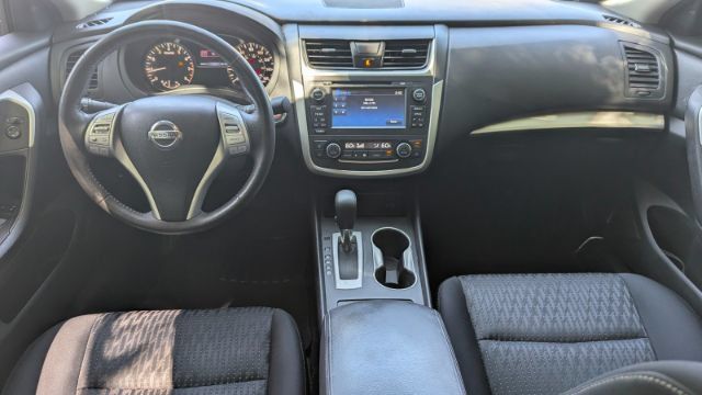 Used 2017 Nissan Altima 2.5 SV w/ Convenience Package FWD image 23