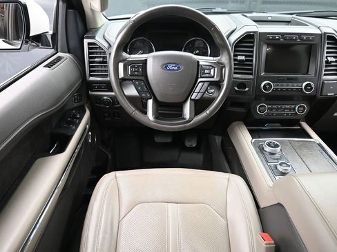 Used 2021 Ford Expedition Limited image 14