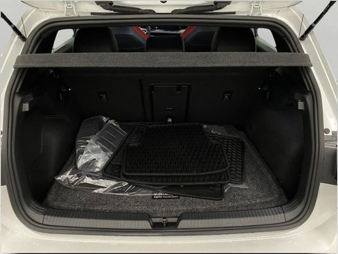 Used 2024 Volkswagen GTI SE image 5