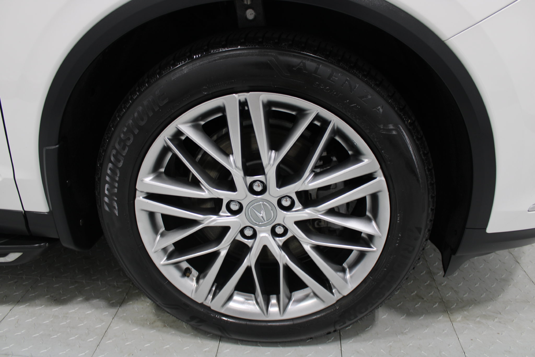 Used 2023 Acura MDX w/ Advance Package AWD/4WD image 5
