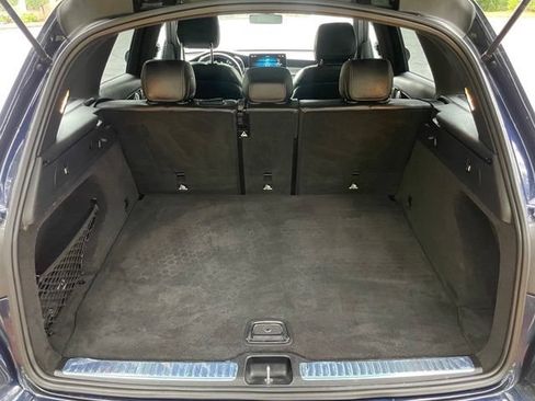Used 2021 Mercedes-Benz GLC 300 4MATIC image 17