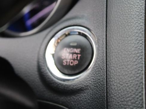 Used 2018 Subaru Outback 3.6R Limited image 37