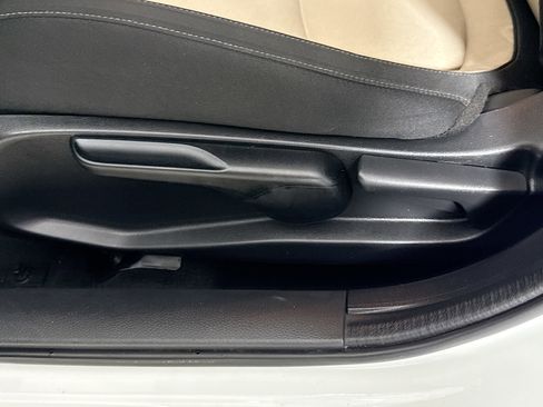 Used 2018 Honda Civic EX image 22