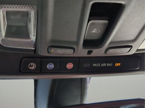 Used 2021 GMC Sierra 1500 AT4 w/ AT4 Value Package image 17