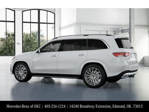 New 2026 Mercedes-Benz GLS 580 4MATIC image 31