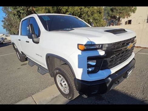 Used 2024 Chevrolet Silverado 2500 W/T w/ WT Convenience Package image 2