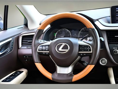 Used 2016 Lexus RX 350 AWD w/ Premium Package image 17