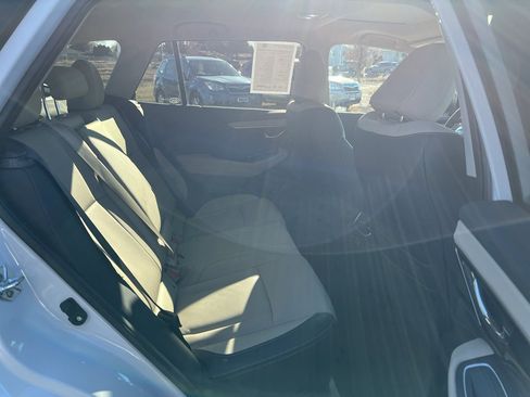 Certified 2025 Subaru Outback Limited image 28